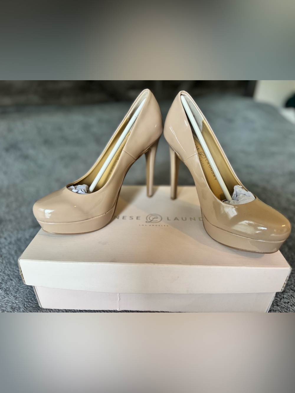 Chinese Laundry Nude Patent Platform Pumps New in box